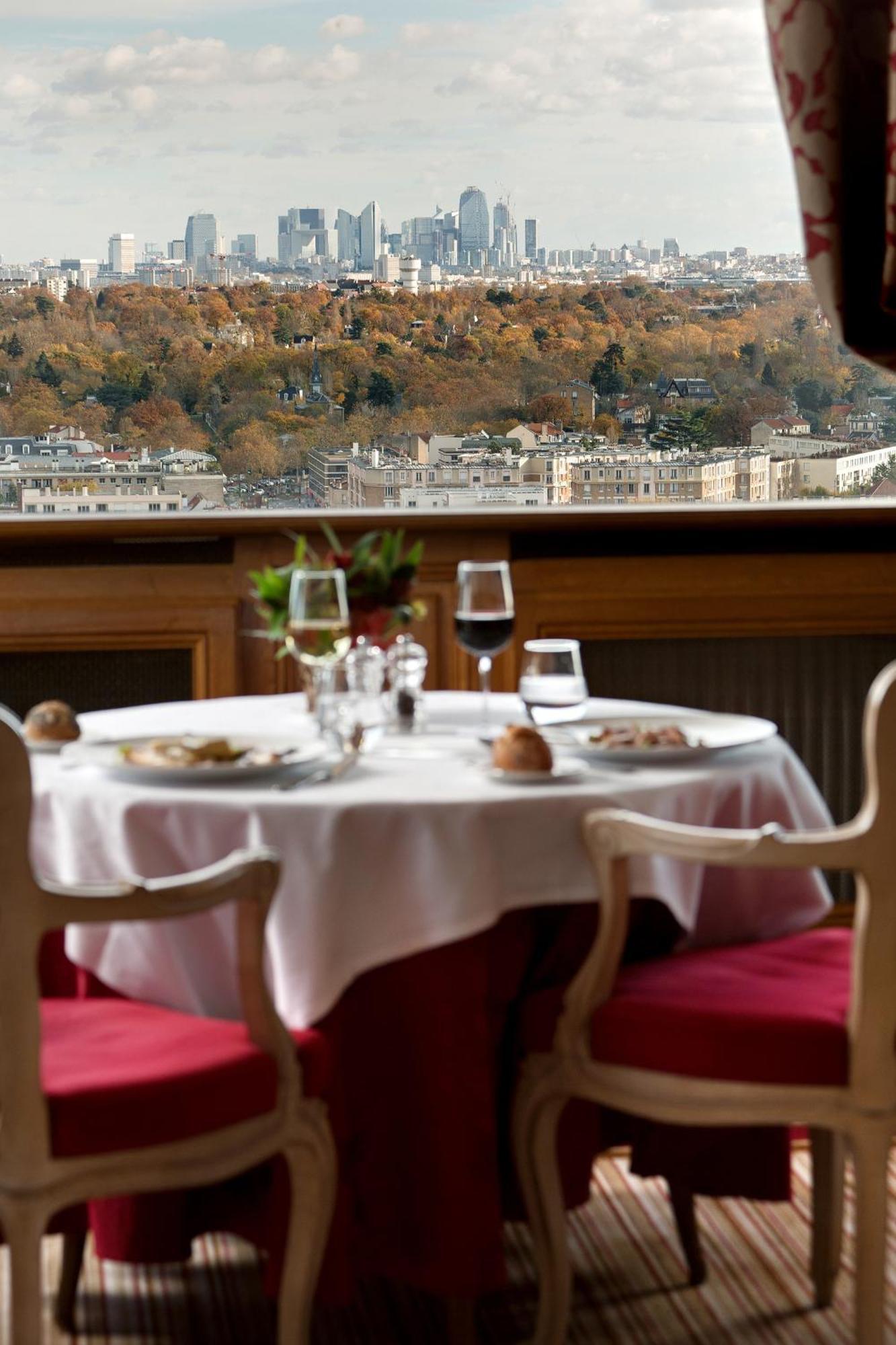 Hotel Pavillon Henri Iv