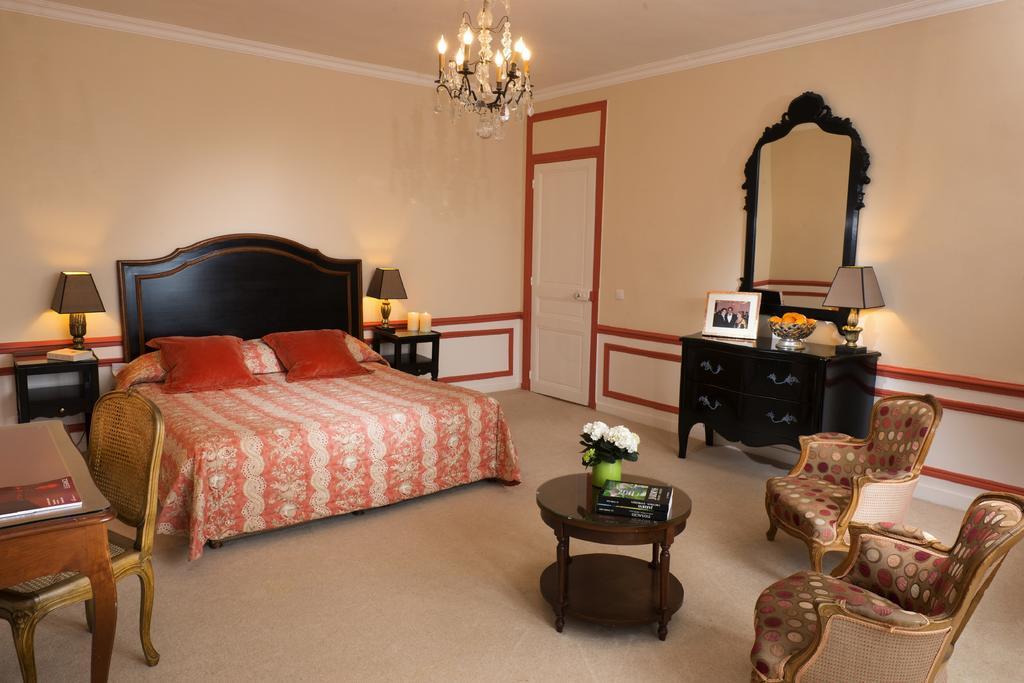 Pavillon Henri Iv Hotel 4*