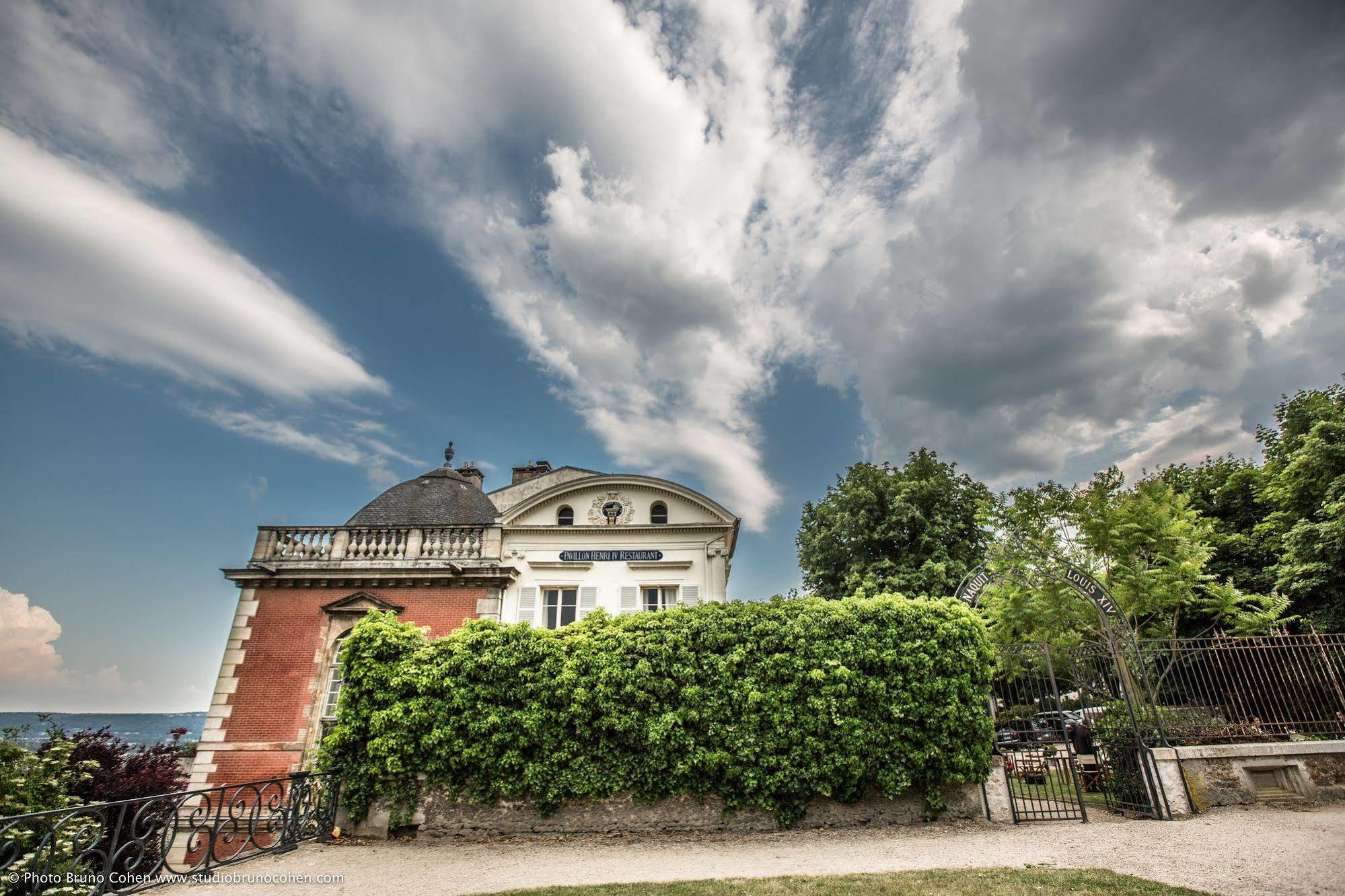 Pavillon Henri Iv Hotel