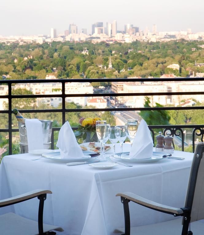 Hotel Pavillon Henri Iv Restaurant Gastronomique Terrasse 4*