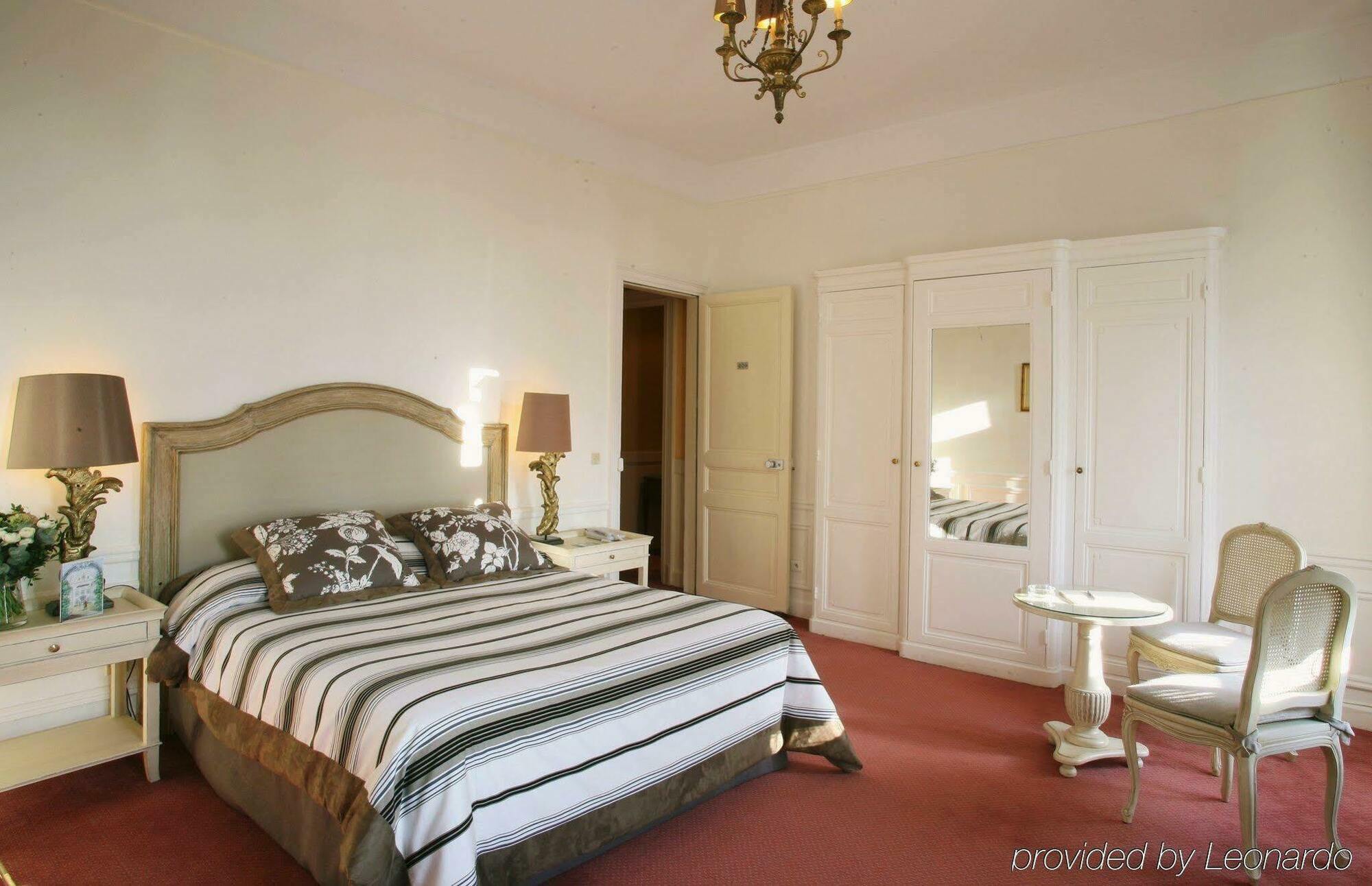 Pavillon Henri Iv Hotel 4*